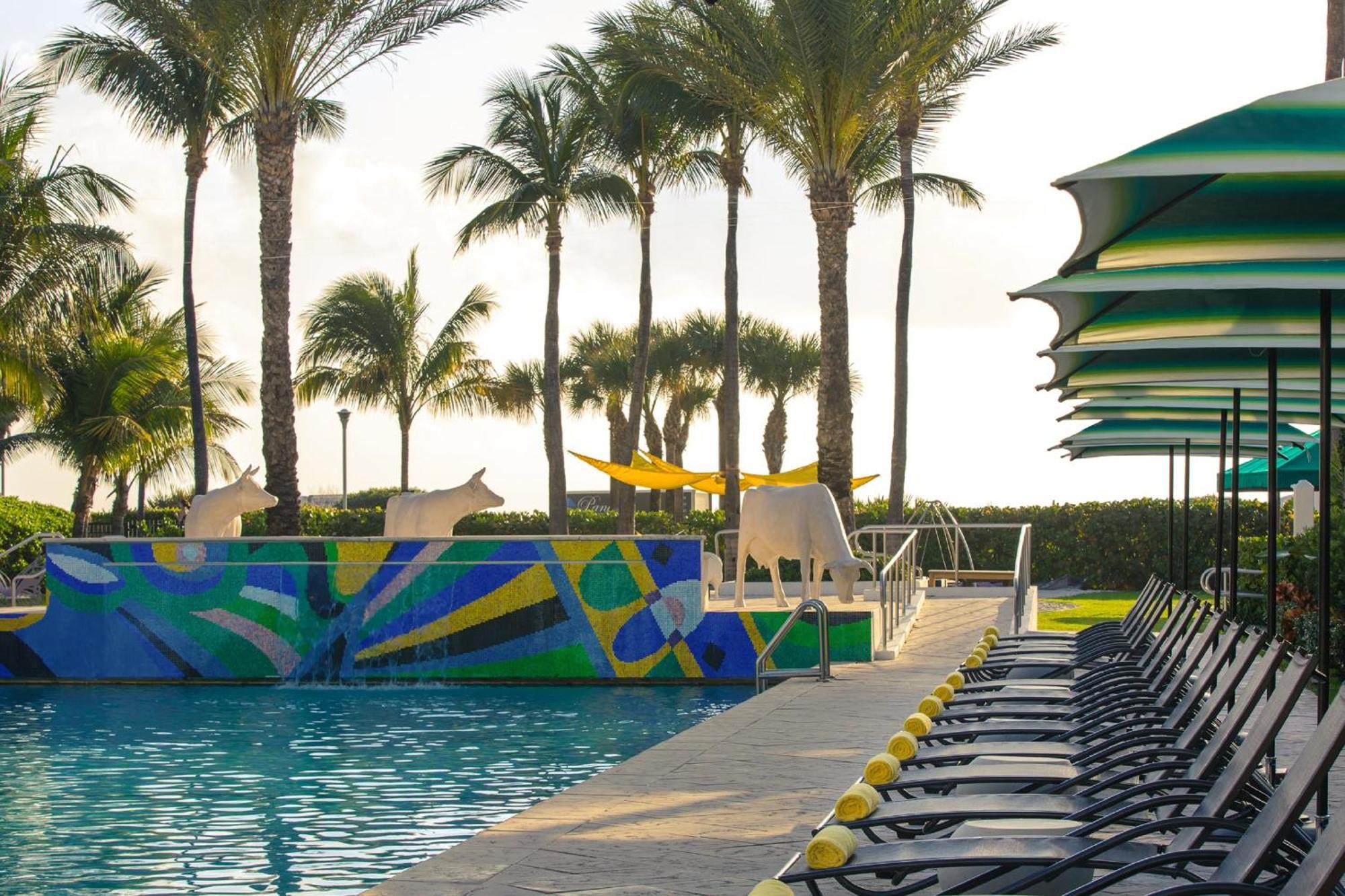 Kimpton Surfcomber Hotel By Ihg Маямі-Біч Екстер'єр фото
